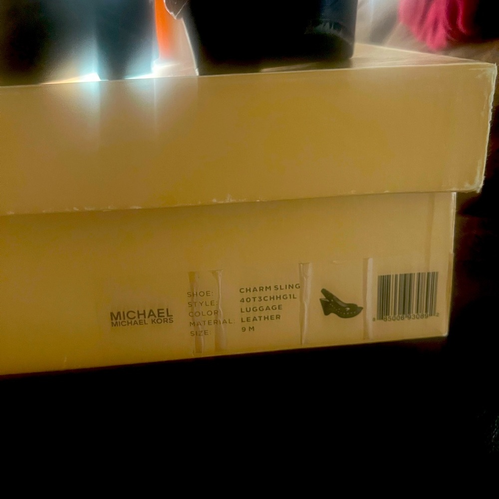 Michael Kors charm sling  color (luggage)shoes